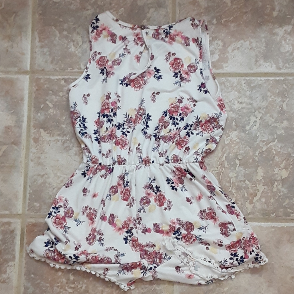 Romper - Picture 2 of 2